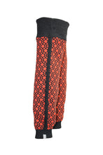 Load image into Gallery viewer, Deux Côtés Reversible Leg Warmers - Orange, Charcoal, Black
